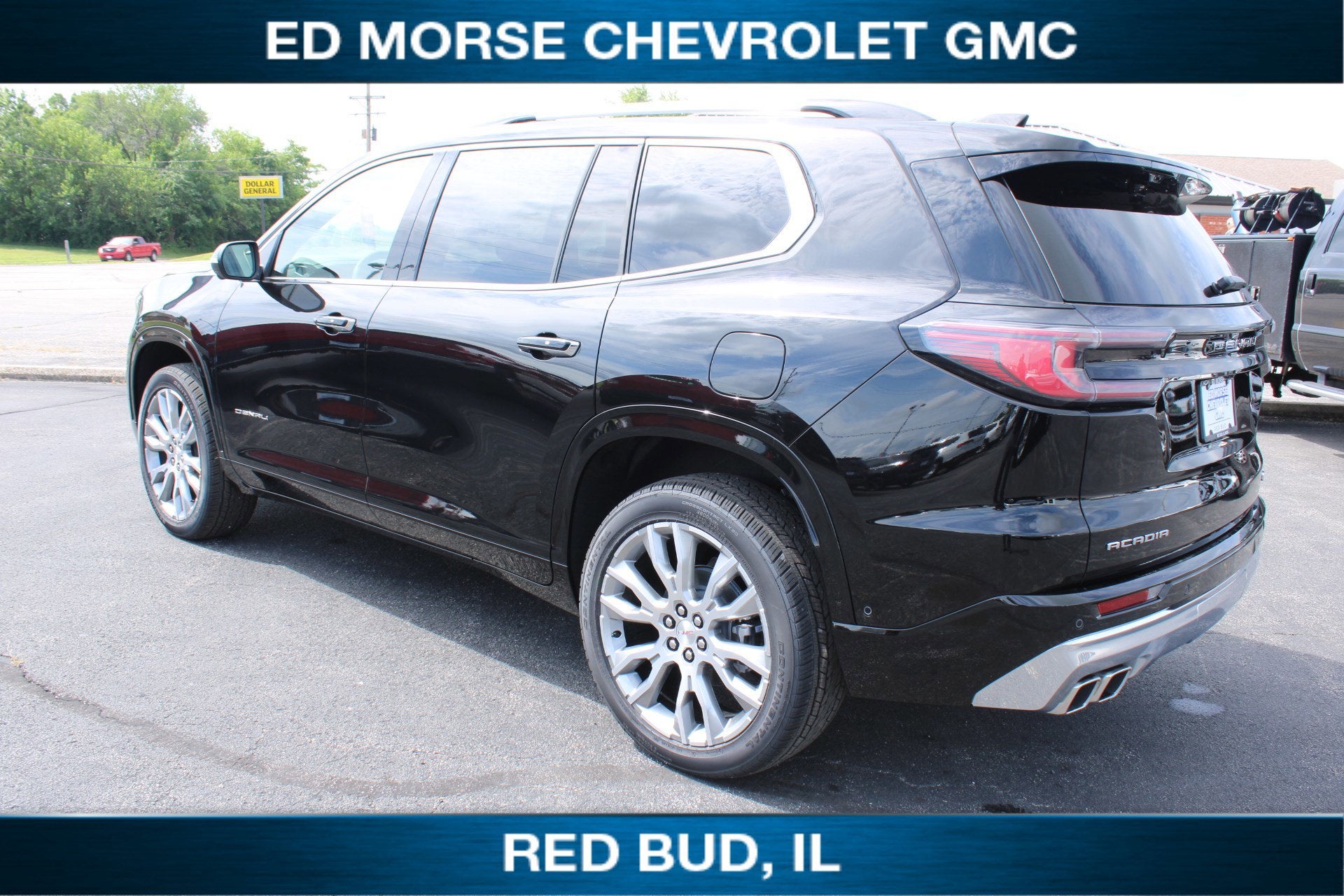 2025 GMC Acadia Denali