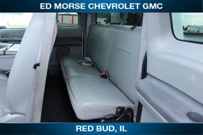 2004 Ford Super Duty F-350 DRW XL