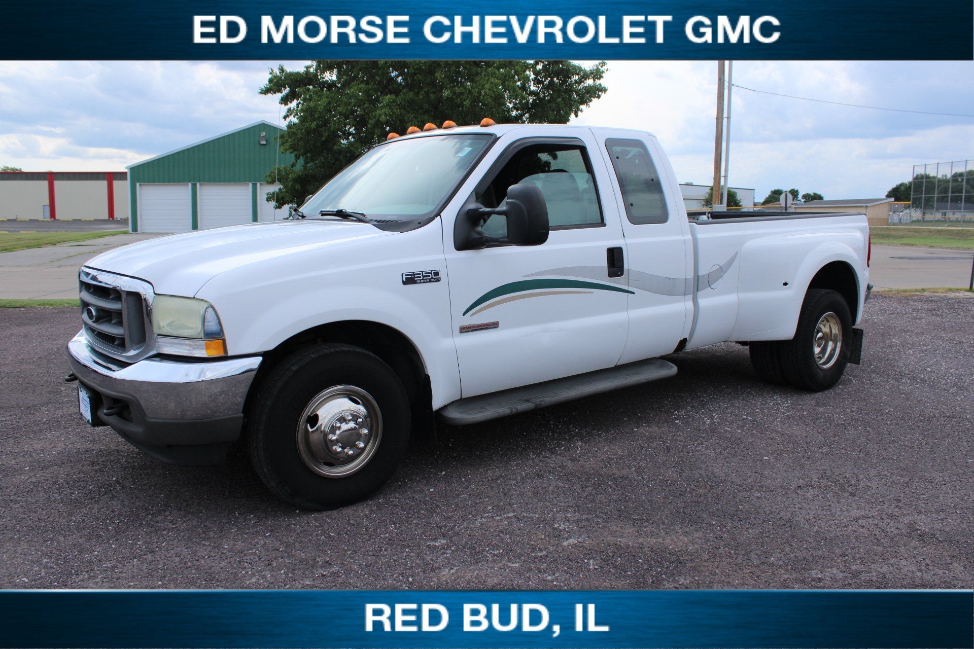 2004 Ford Super Duty F-350 DRW XL