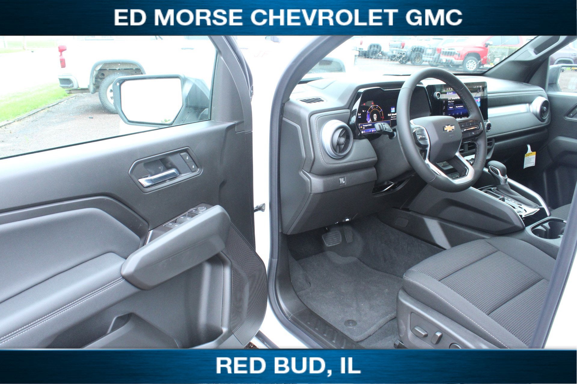 2025 Chevrolet Colorado WT/LT