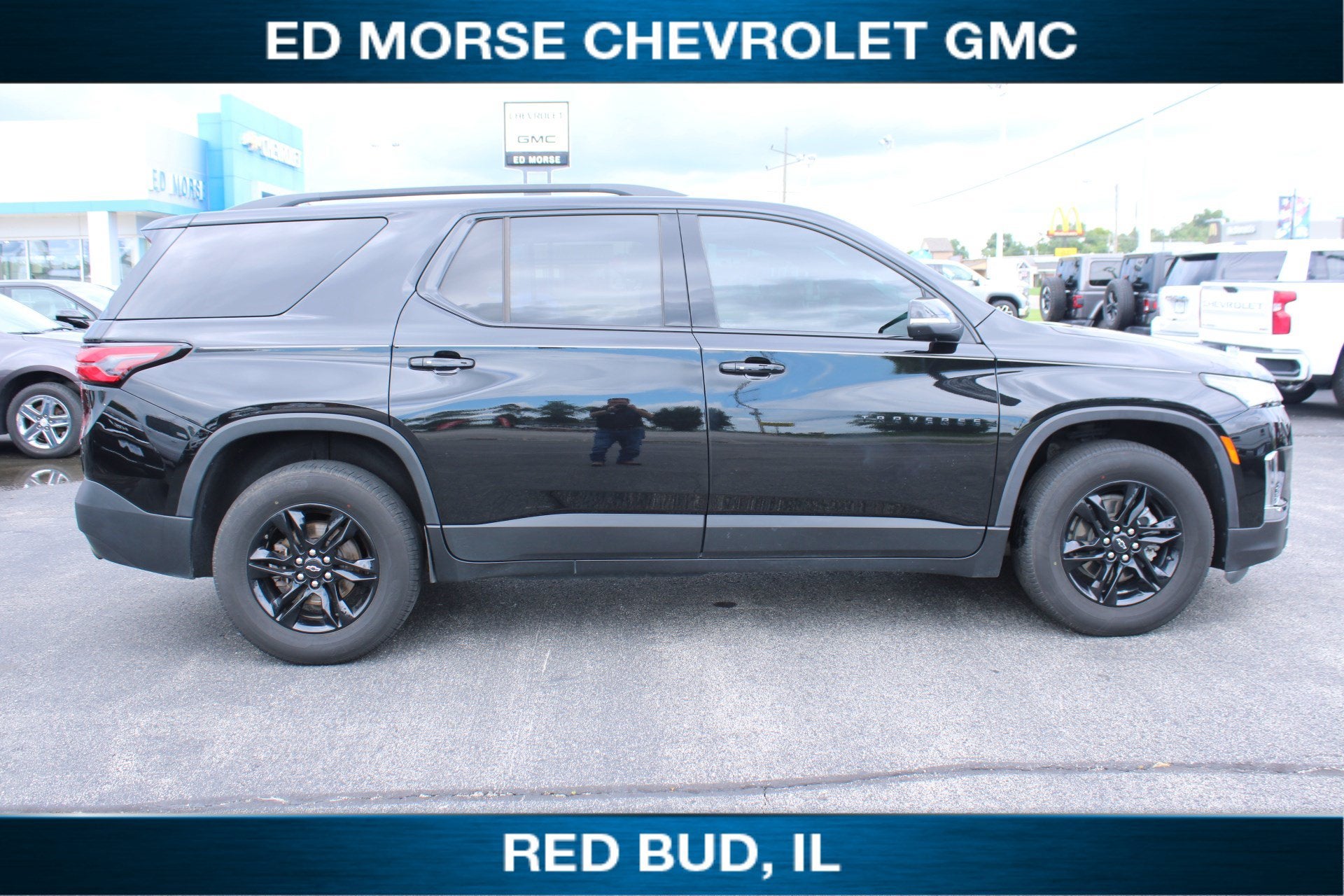 2022 Chevrolet Traverse LT Cloth
