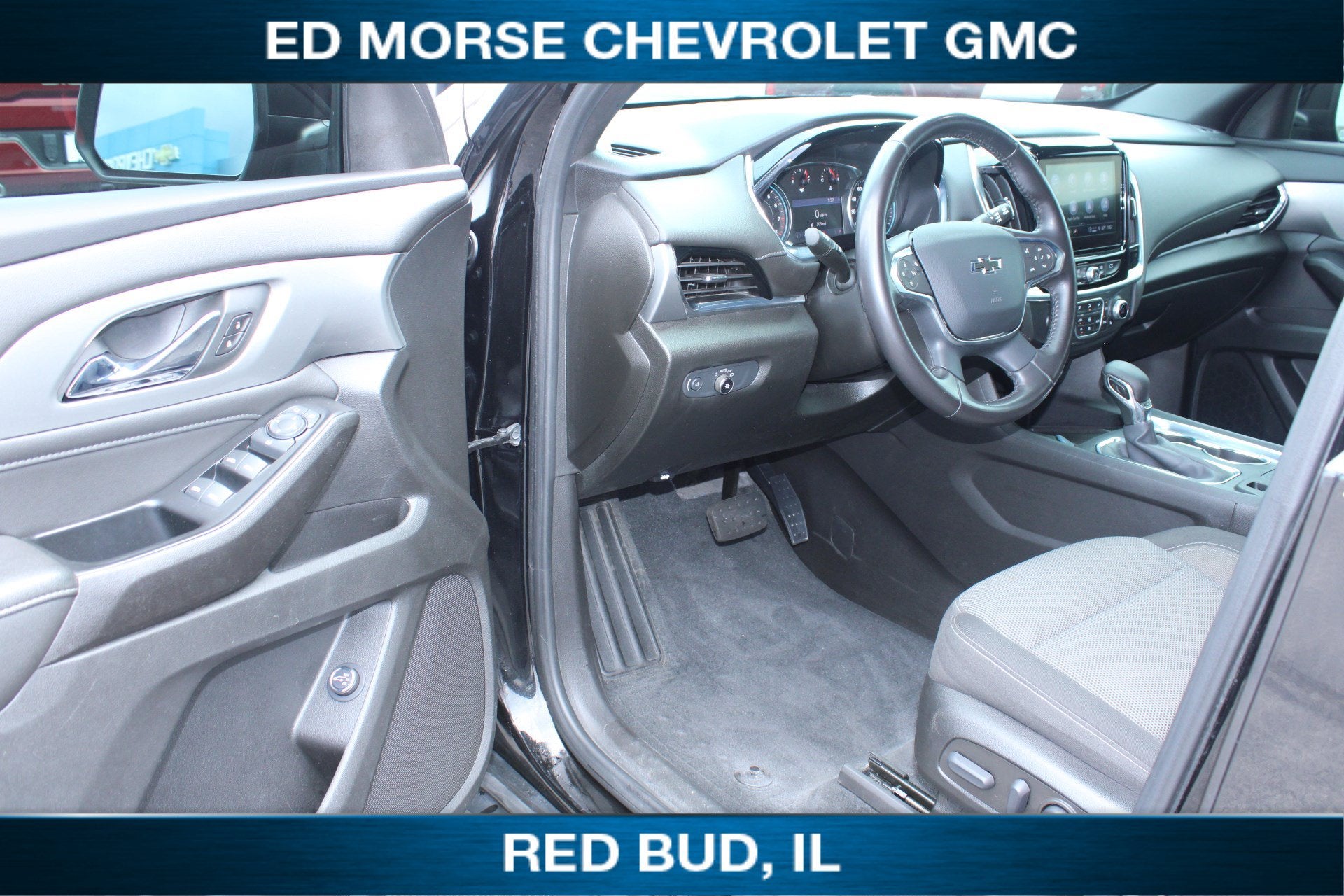 2022 Chevrolet Traverse LT Cloth