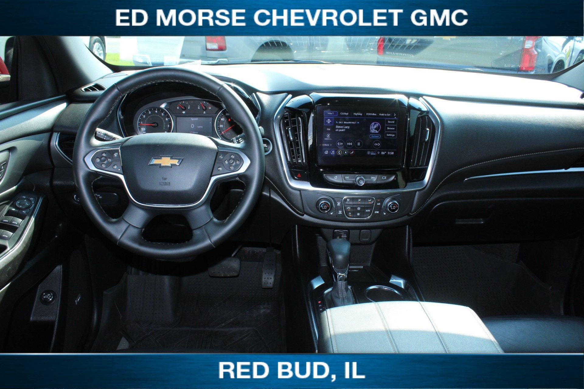 2023 Chevrolet Traverse LT Leather