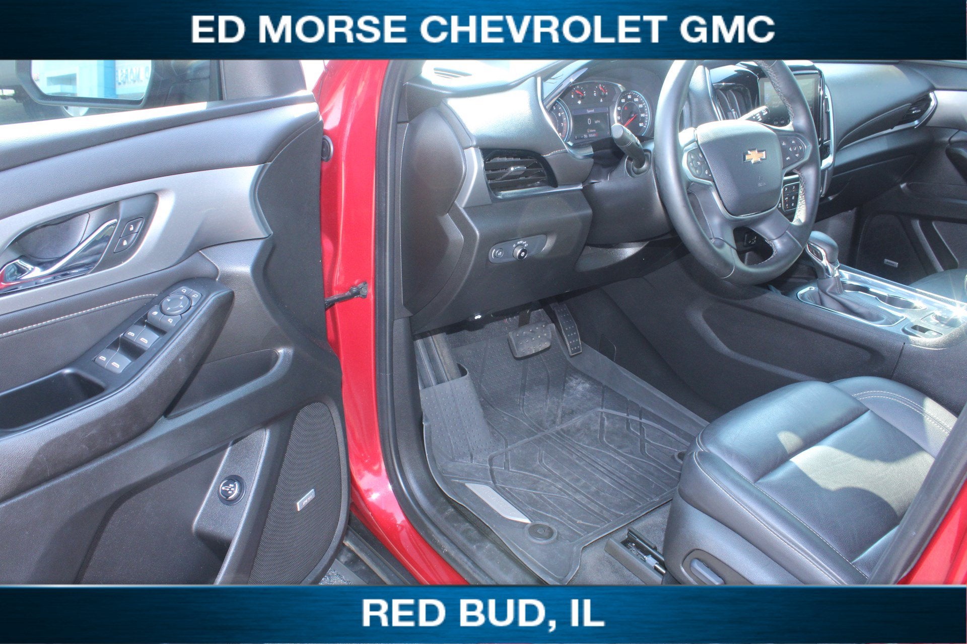 2023 Chevrolet Traverse LT Leather