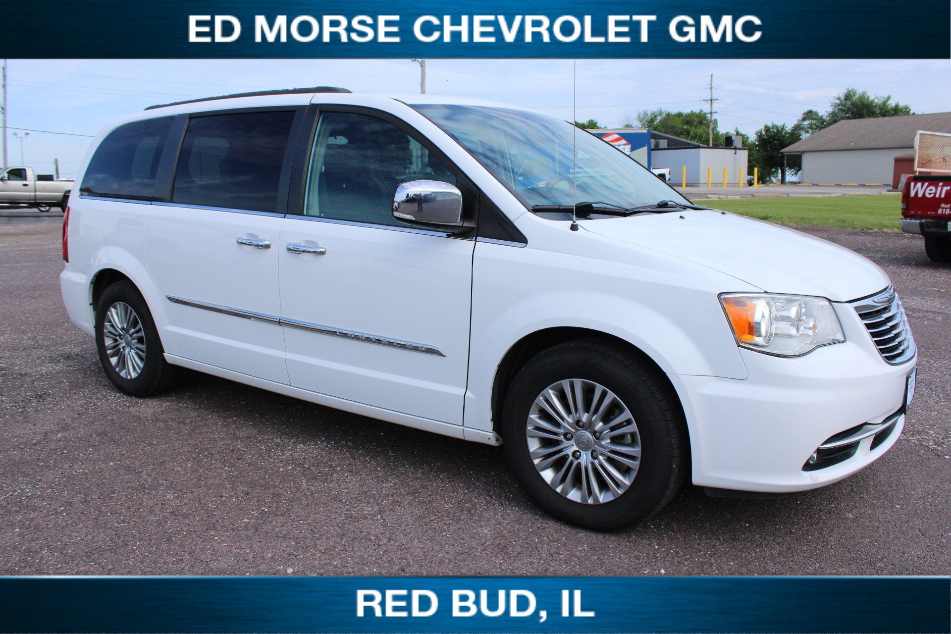 2016 Chrysler Town & Country Touring-L