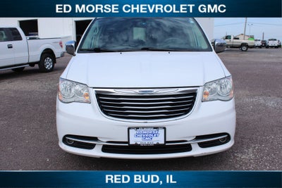 2016 Chrysler Town & Country Touring-L