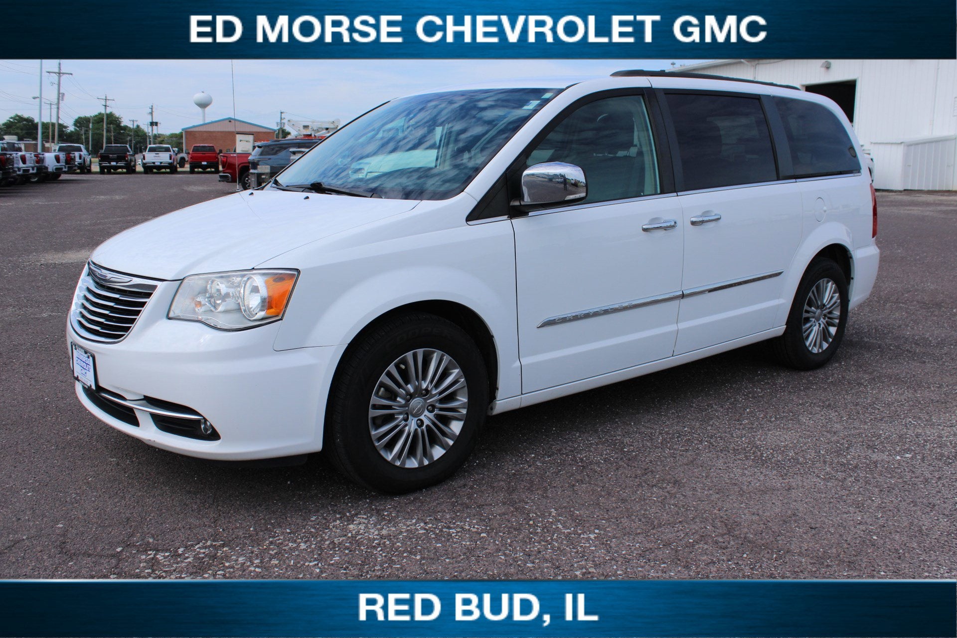 2016 Chrysler Town & Country Touring-L