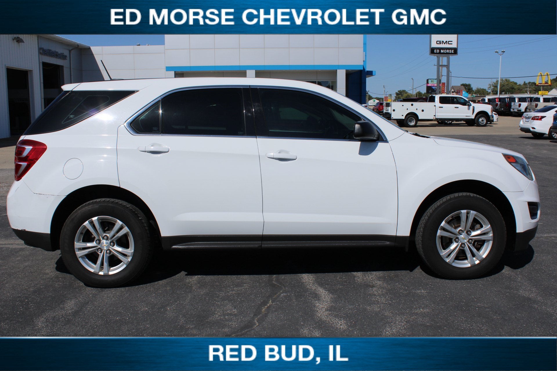 Used 2017 Chevrolet Equinox LS with VIN 2GNALBEK7H1524321 for sale in Red Bud, IL
